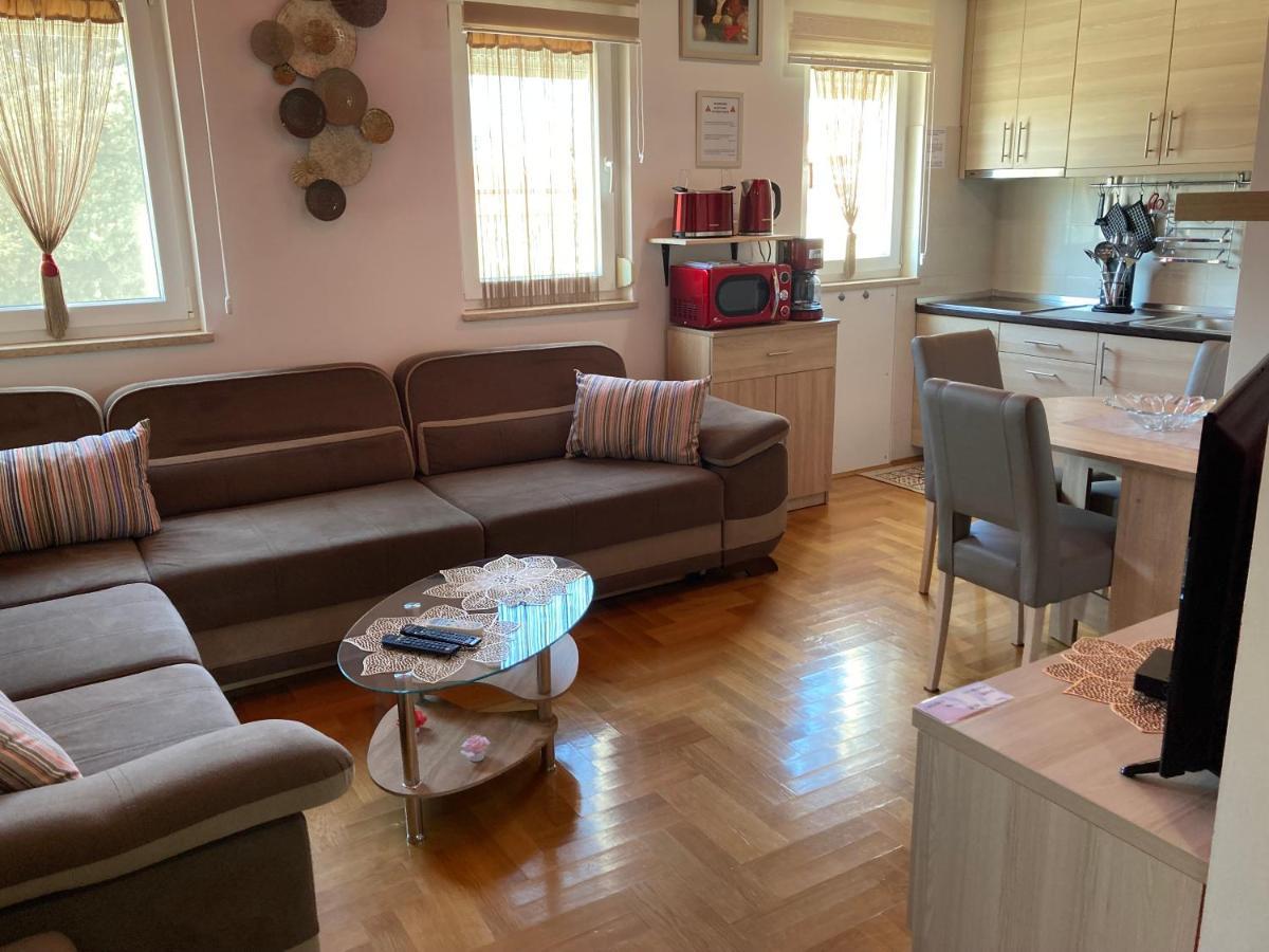 Apartment Capriati With Parking Garage Umag Luaran gambar