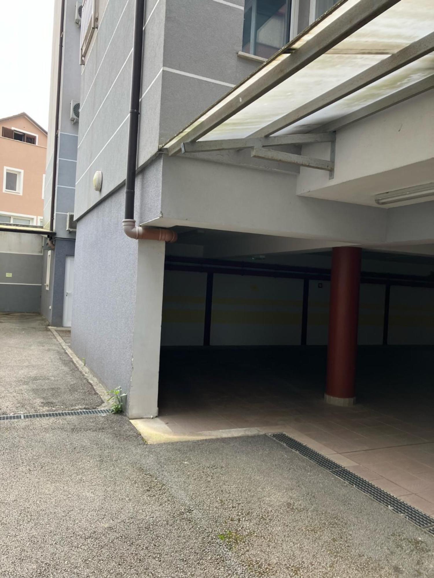 Apartment Capriati With Parking Garage Umag Luaran gambar